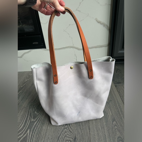 KMM & Co Leather Tote Bag in Light Gray - Picture 2 of 11